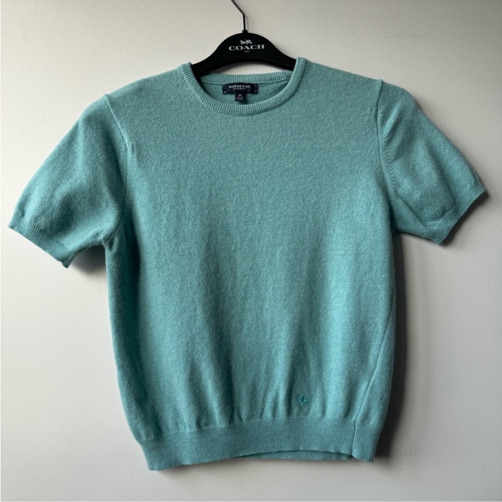 Burberry London Lambswool Crew Neck Sweater Size
M US 6